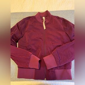 LuluLemon NWOT Nonstop Bomber Jacket in size 4.